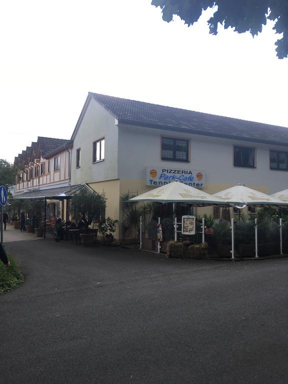 Ferienwohnungen Park Café am Kurpark Commune fusionnée de Commune fusionnée de Bernkastel-Kues Extérieur photo
